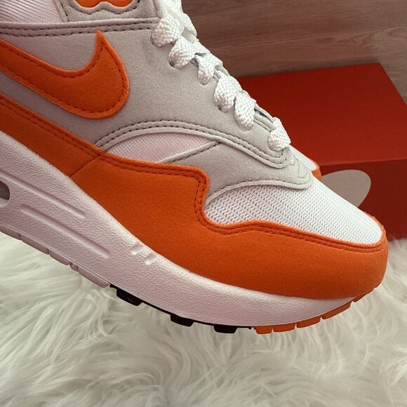 Nike Air Max Women's Size 5.5 Men's 4 Safety Orange/Grey/White DZ2628-002 New - Picture 4 of 10